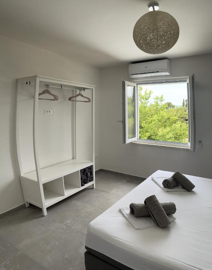 Sandra Apartments Makarska Exterior foto